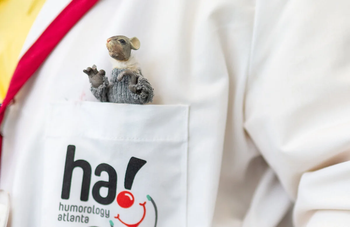 A Mouse Helps Teach Magic