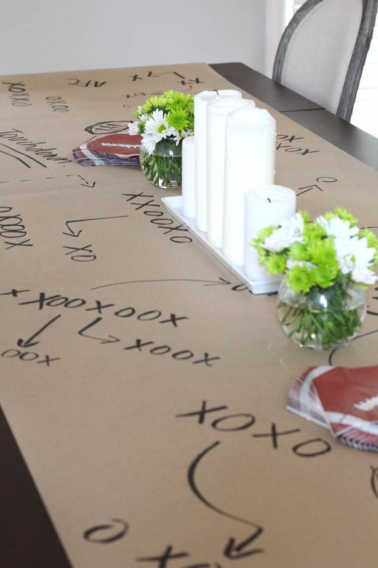 Peachfully Chic's Table Covering Idea