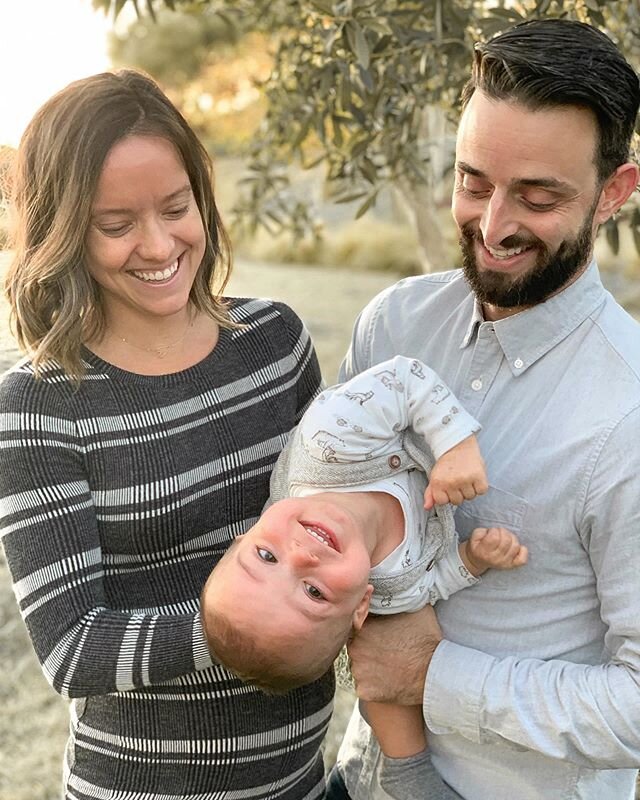 Wishing everyone a very happy new year! 2019 was a pretty good year for us, but looking forward to what’s to come in 2020...we get to move into our new house and meet our baby boy or girl!! #happynewyear // 📷: @anniebanannyy