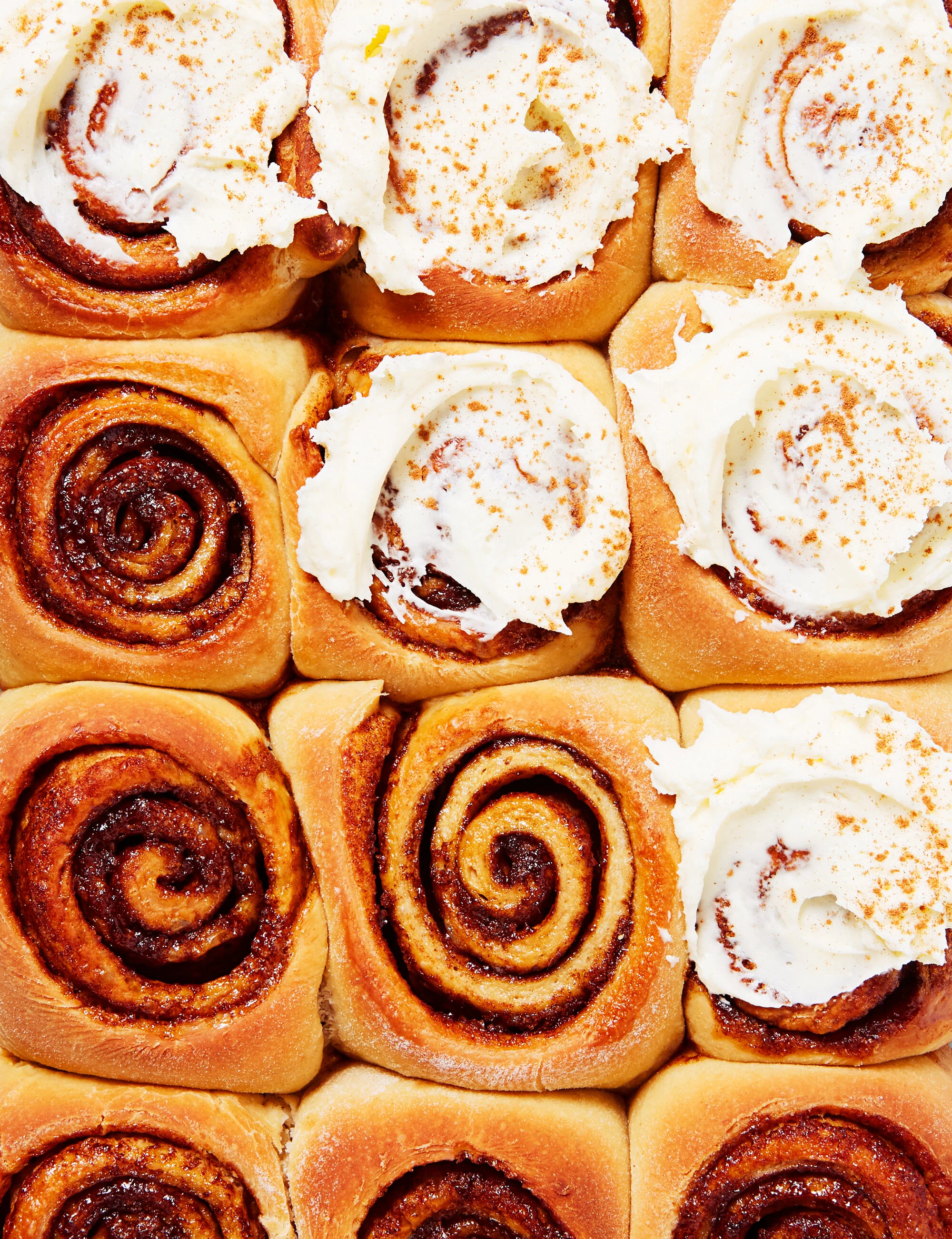 FinchBakery_Cinnamon-RollCloseup_JessicaGriffiths.jpg