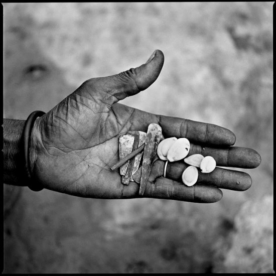 Tools used in scarification. (Photograph by Jean-Michel Clajot)