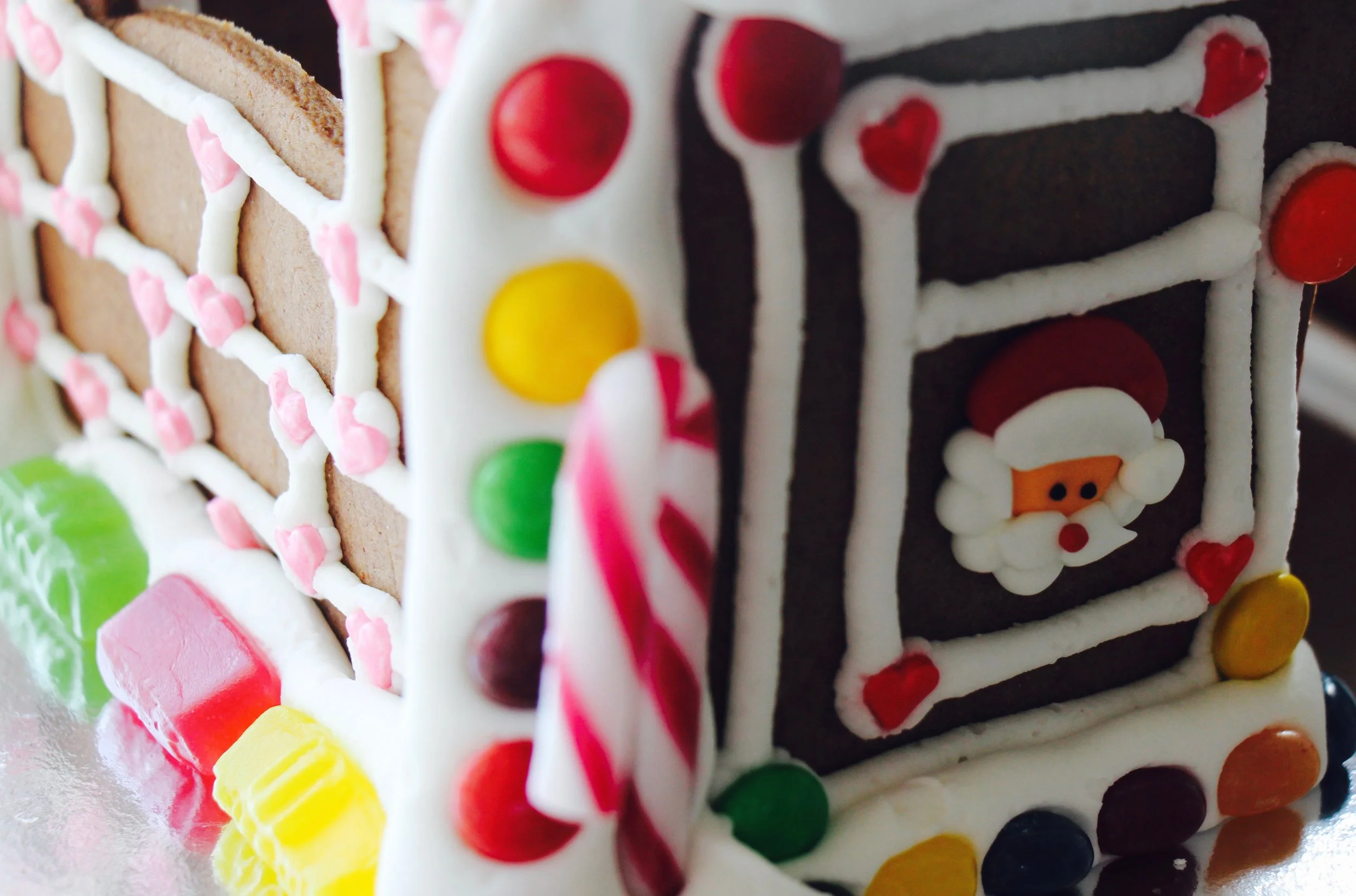 A close up of the details ... Santa's favourite window!