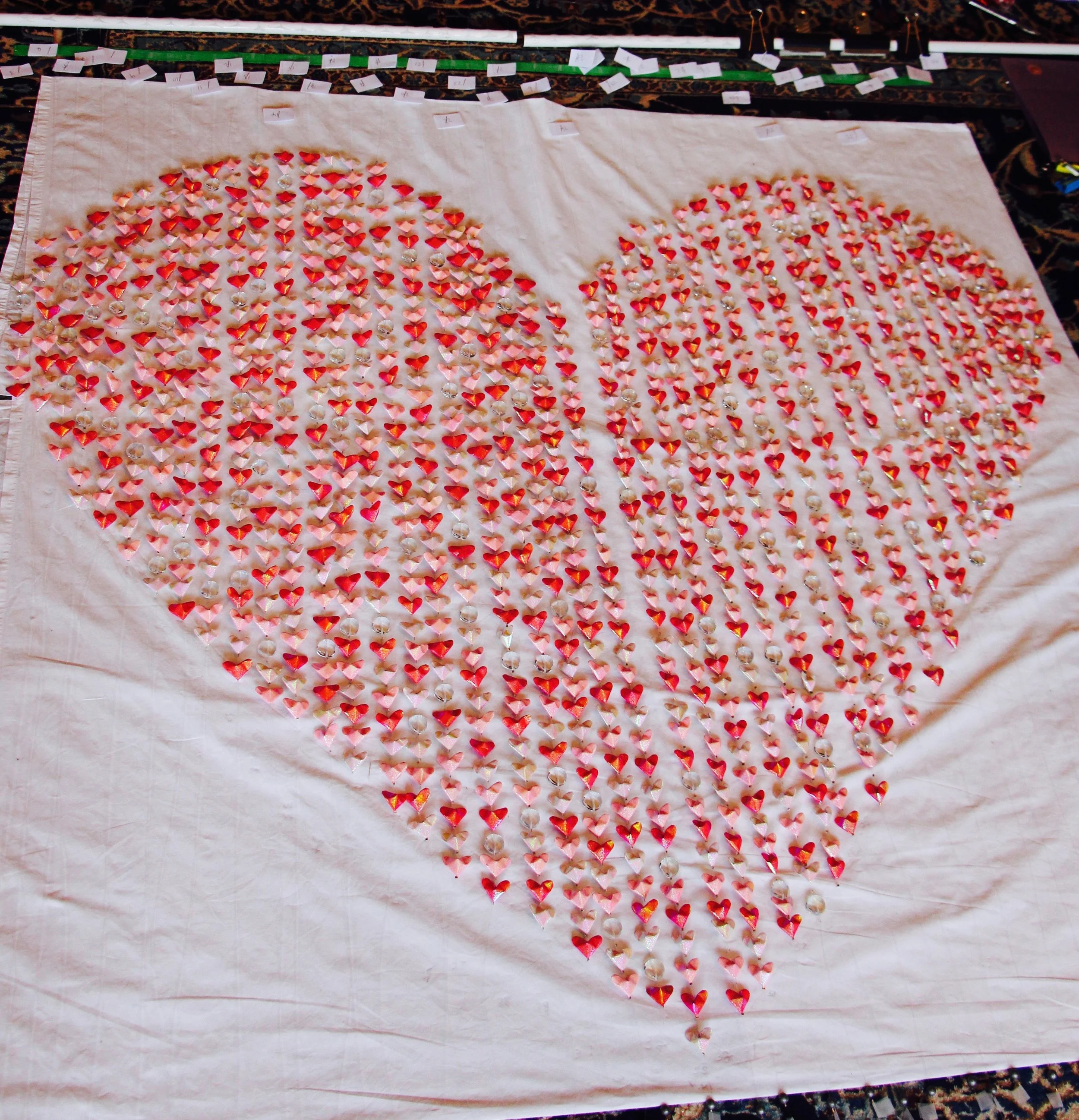 The overall large heart shape ready to hang! Fear not ... 'tis not a broken heart ... the space in the middle is simply to enable me to negotiate the wall bracket when I hang the work! (Or you could look at it like a Japanese philosopher or Leonard Cohen and see it as simply a way for the 'light to get in'!) 😉