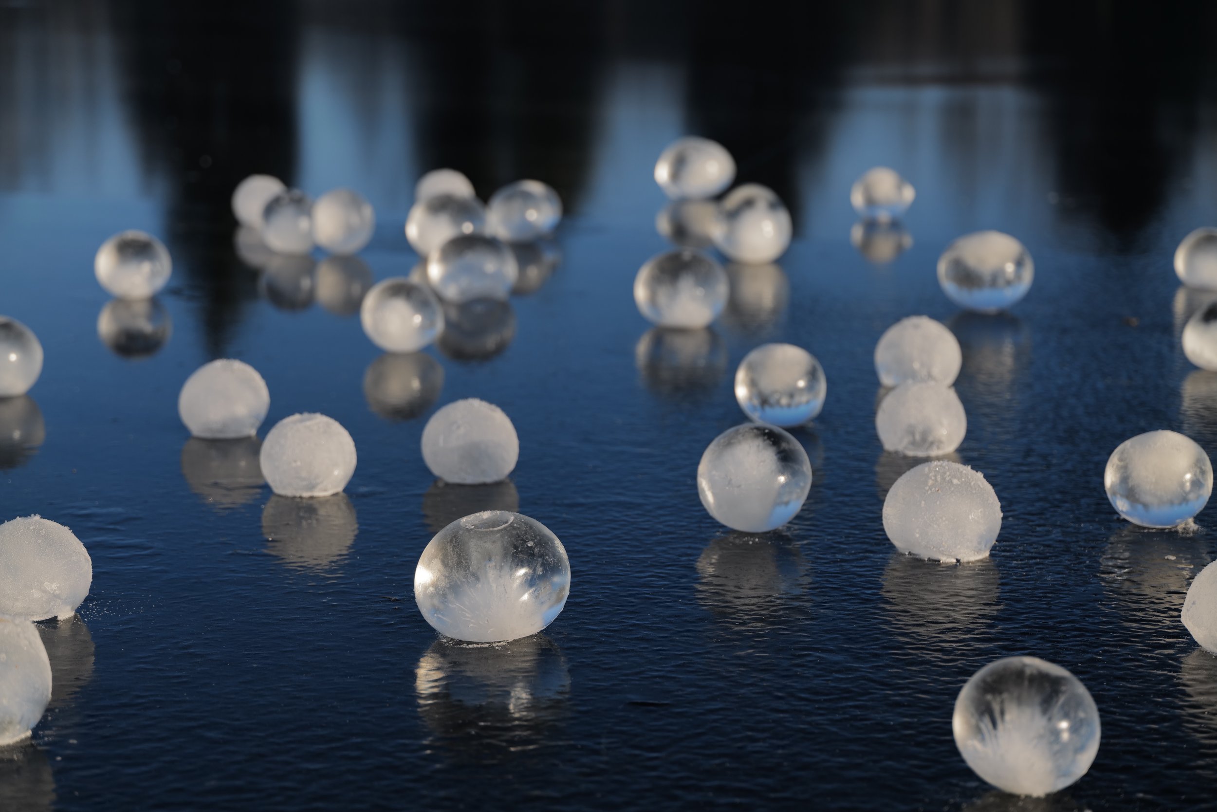'sfærenes harmoni' land art installation Austmarka, Norway 12/23 (still from filmic work)