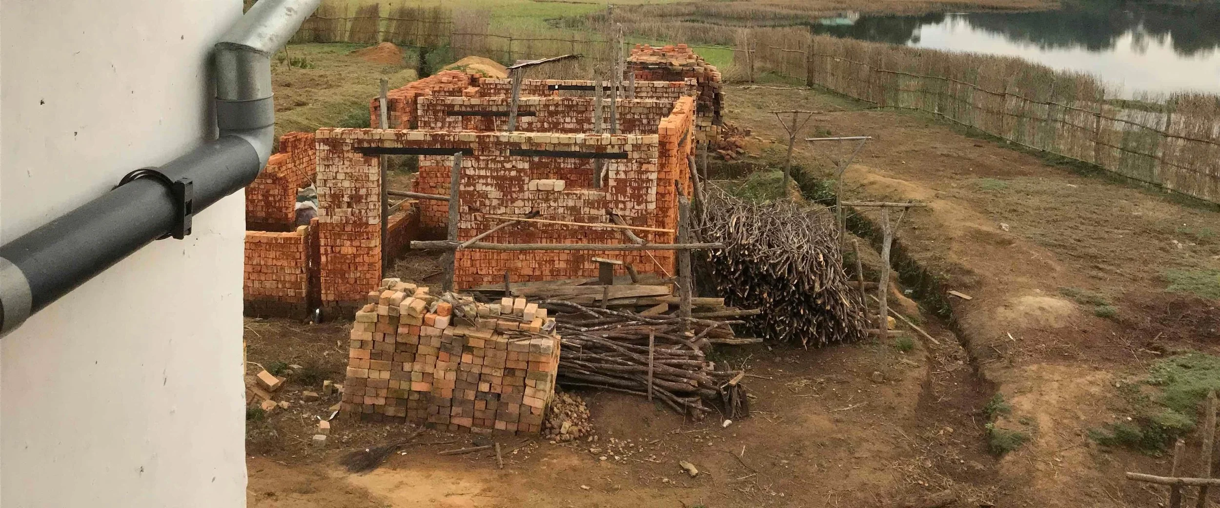 Neny and Dada are remaking the house for the chickens and their farm animals. 