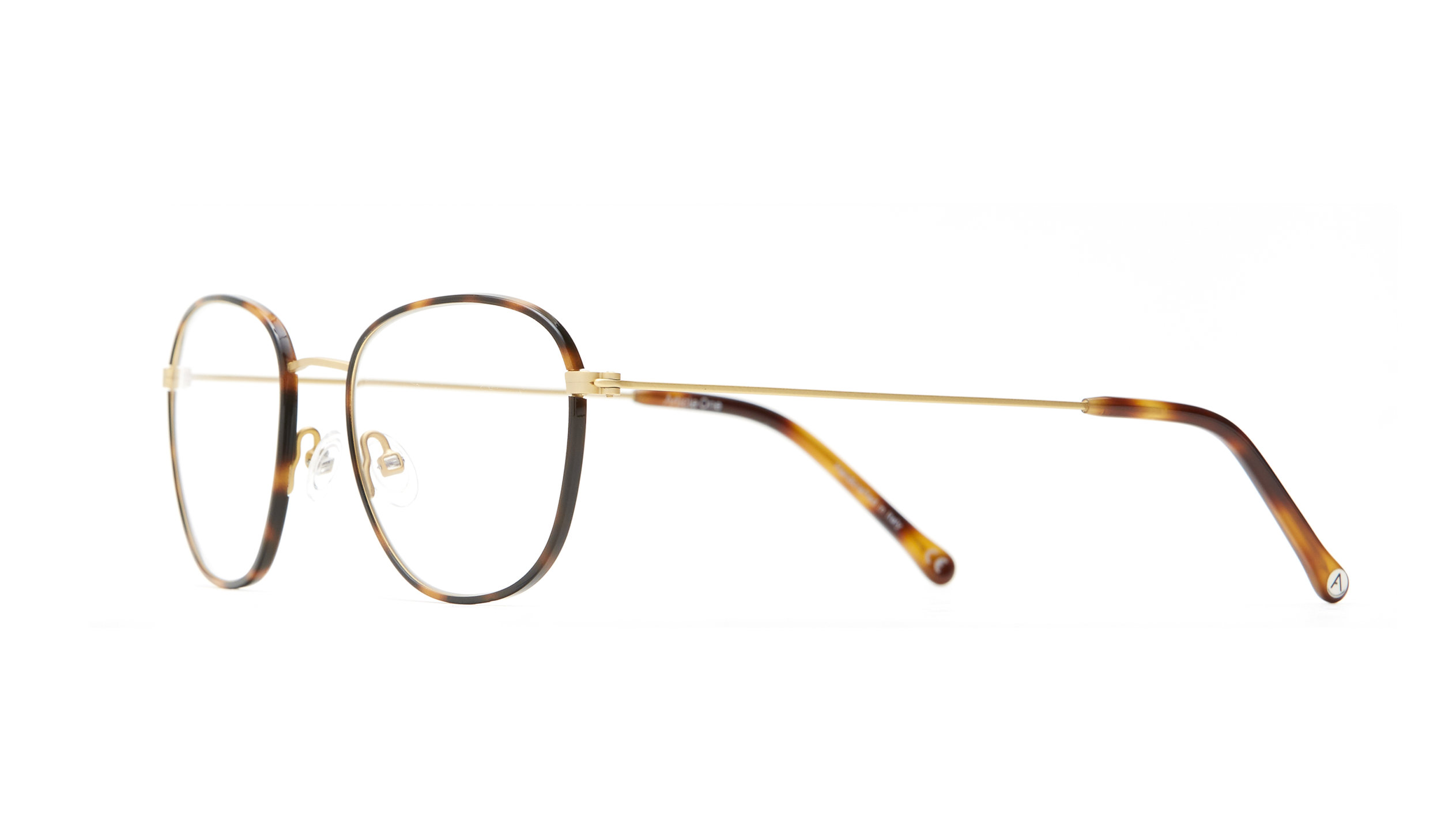 Concord 01 Gold Tortoise AngleRx.jpg