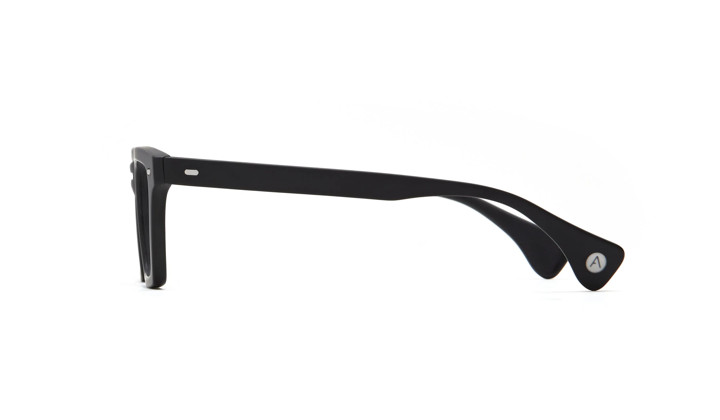 Murray 04 Matte Black Profile Rx.jpg