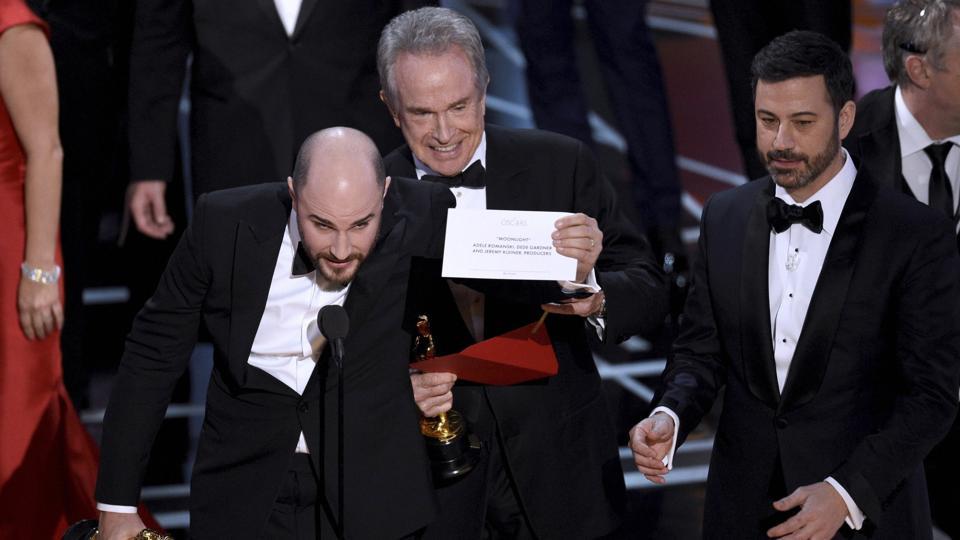 'La La Land' Producer Jordan Horowitz confirming 'Moonlight' is actually the Best Picture winner.