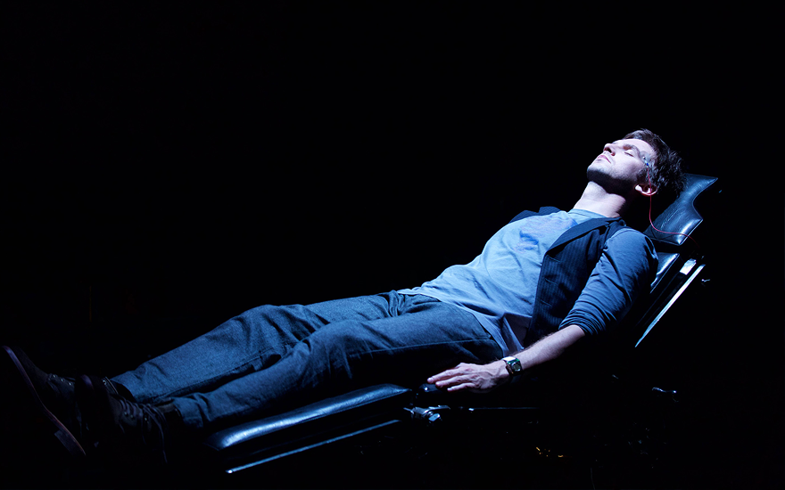 'Legion' Episode 4 Review: Down The Rabbit Hole We Go!