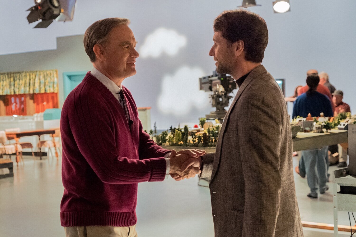 Glass half full meets Glass half empty when Rogers (Tom Hanks) meets Vogel (Matthew Rhys)
