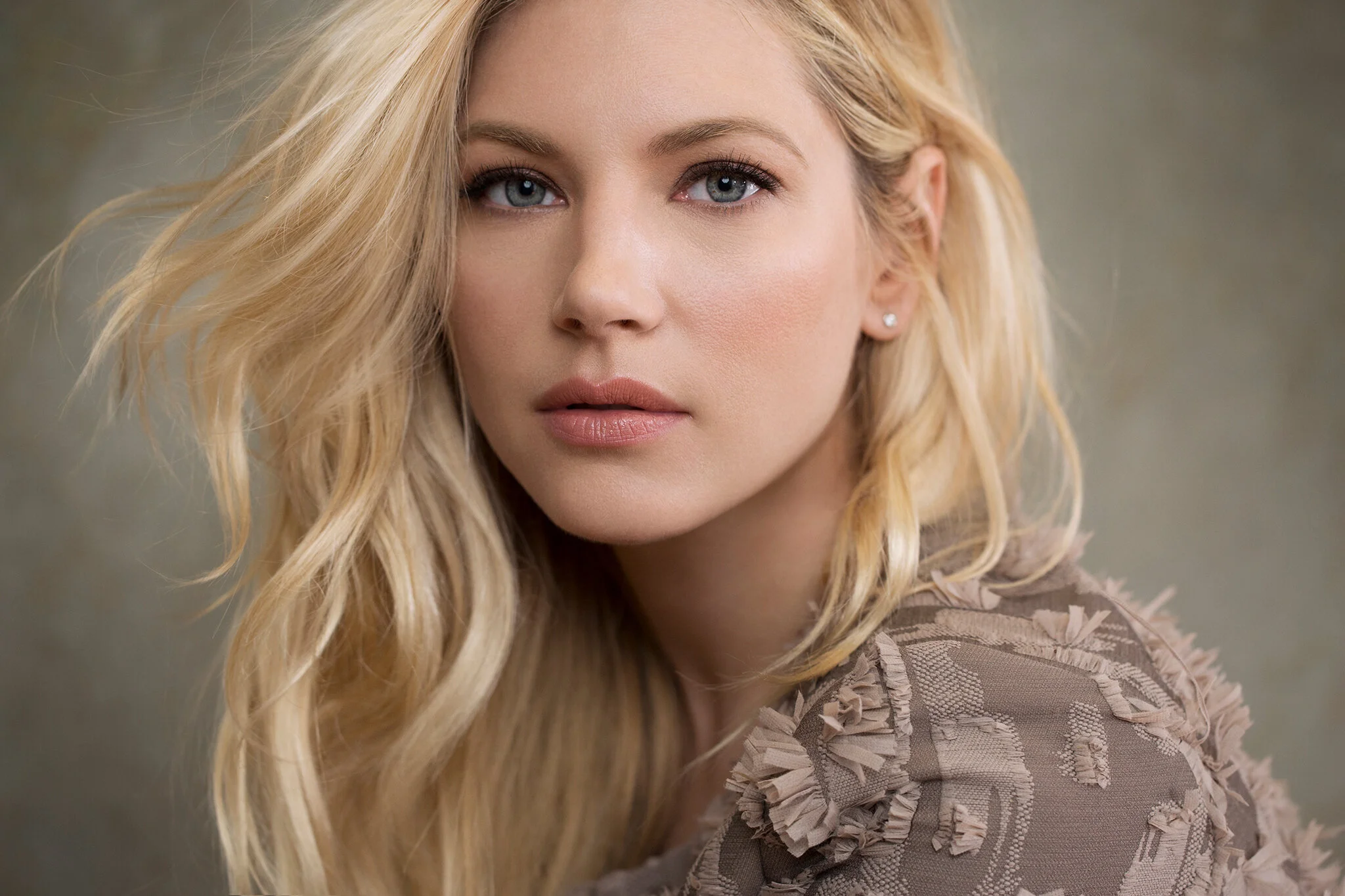 ‘The Marksman’ Star Katheryn Winnick on Getting into Character, and Working with Liam Neeson