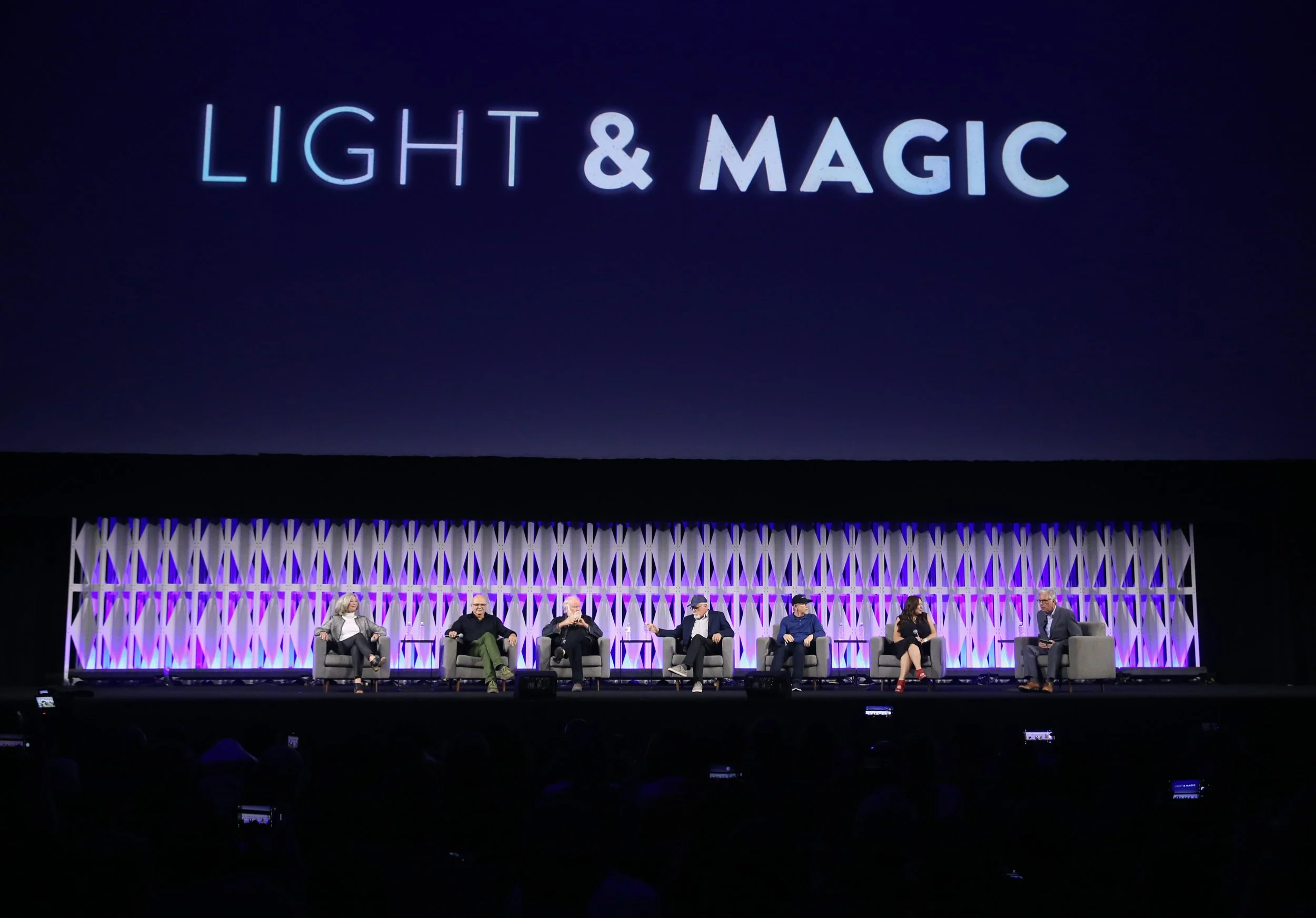 A Look Behind the VFX Curtain with 'Light &amp; Magic'