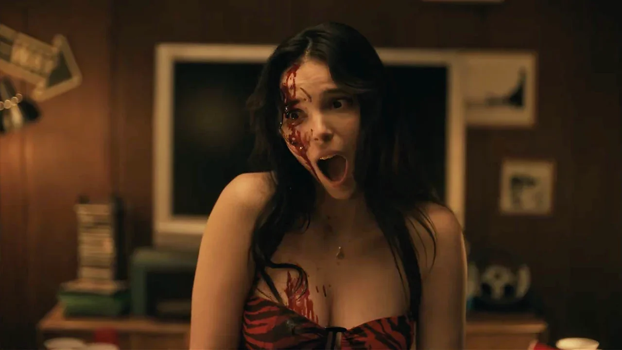 'Obsession' Review: A Deranged And Demented Delight