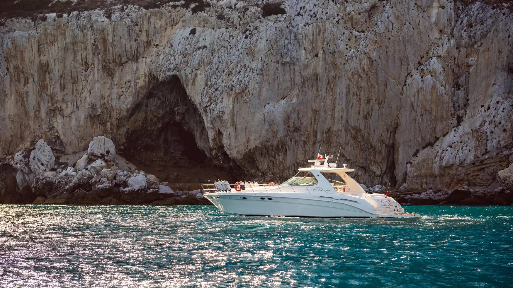 elite yacht charters-11.jpg