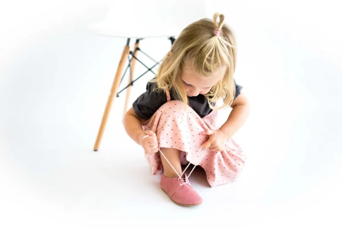 Calzado infantil natural, cómodo y divertido de Moomakbrand