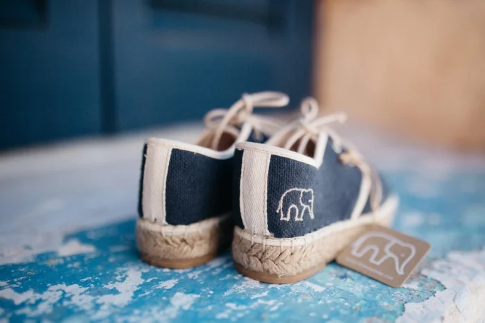 Alpargatas premium en lona y piel para niños - Moomakbrand