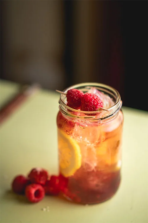 Raspberry-mule-vodka-cocktail.jpg