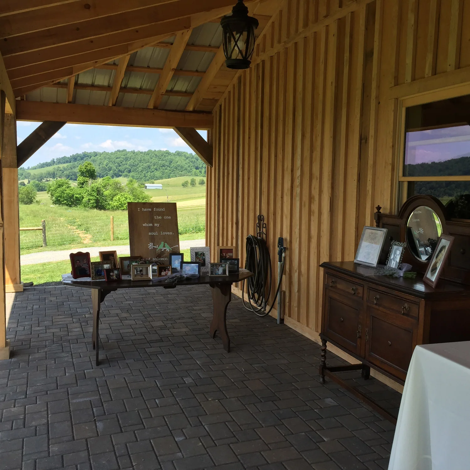 Whitesides_Photo_table_web.jpg