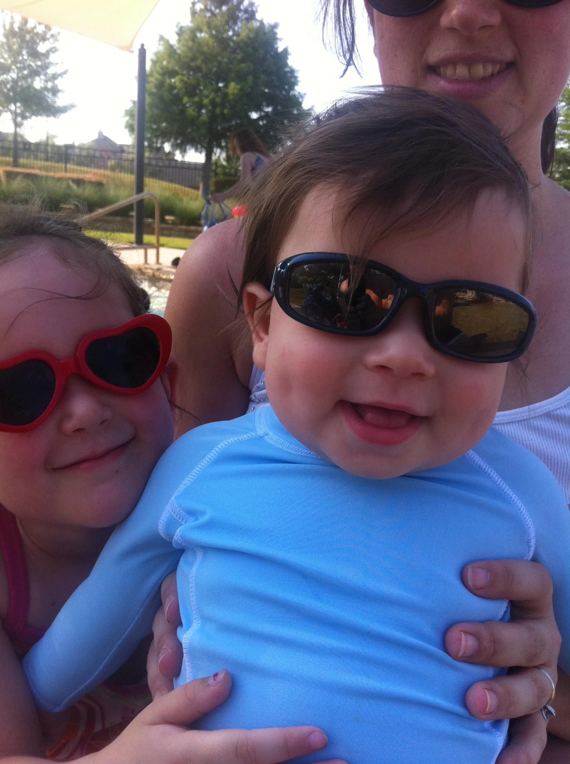 100 degree with no AC in Jetta = poolside dinner w/the munchkins
