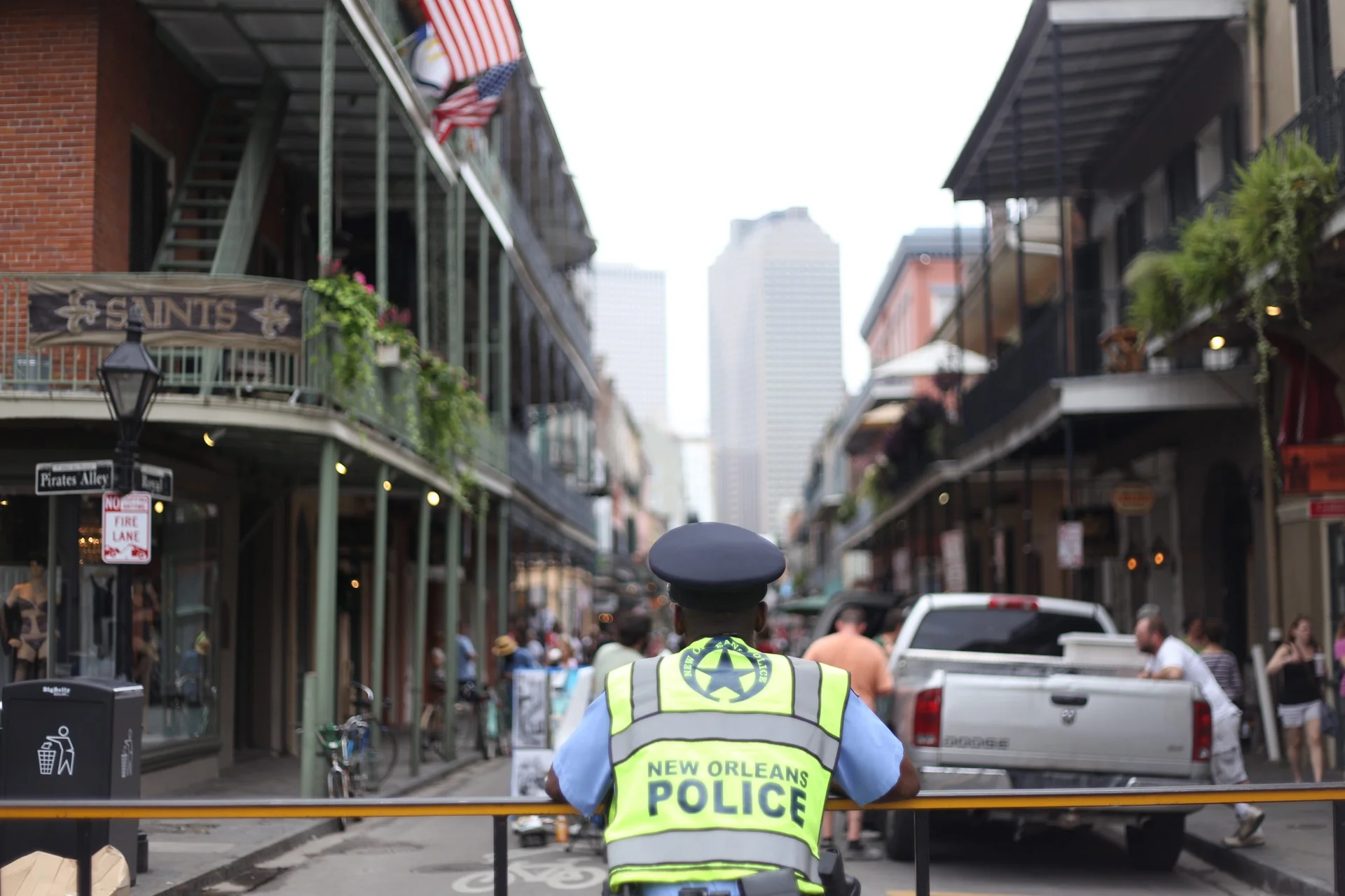 Katrina aftermath, New Orleans, car thieves, &  Jesus