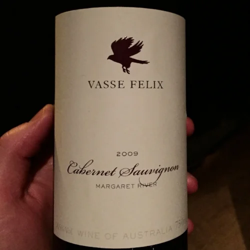 Vasse-Felix-2009-Cab-Sauv-bottle-pic.jpg