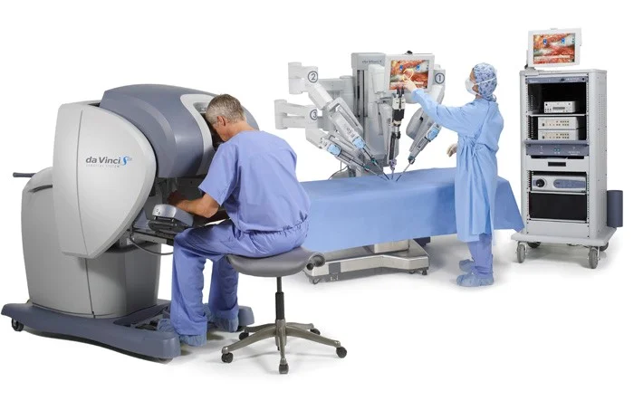 Figure 3: da Vinci Surgical System. Image credit: https://www.davincisurgery.com/da-vinci-surgery/da-vinci-surgical-system/