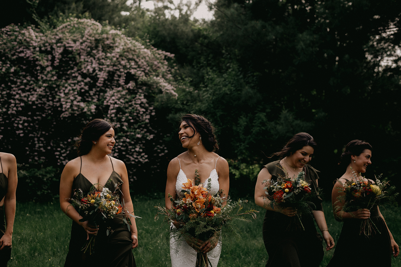 What a beautiful bride with all her ladies! -Pearl Weddings & Events