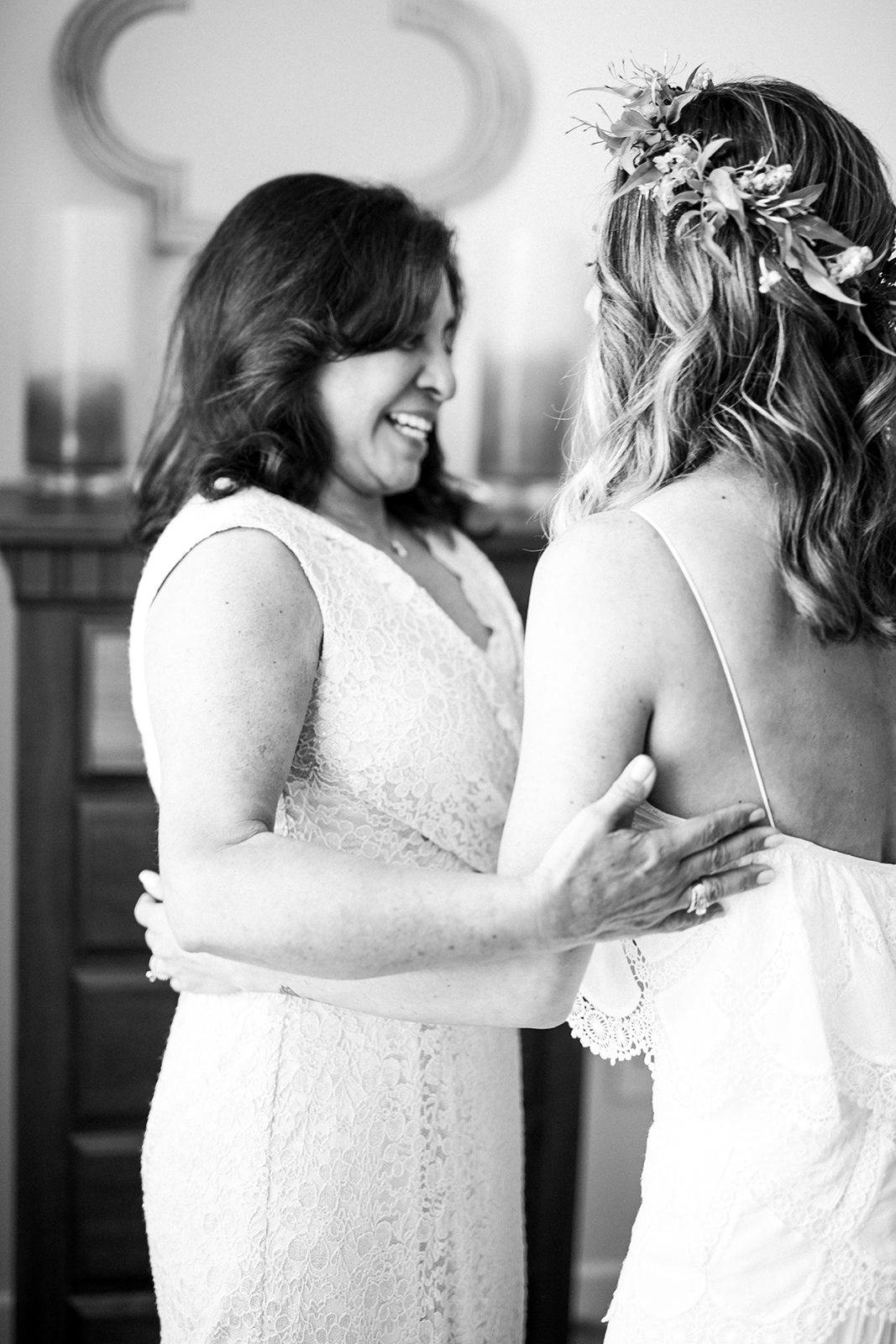 Bride and her mom getting ready! - Pearl Weddings & Events
