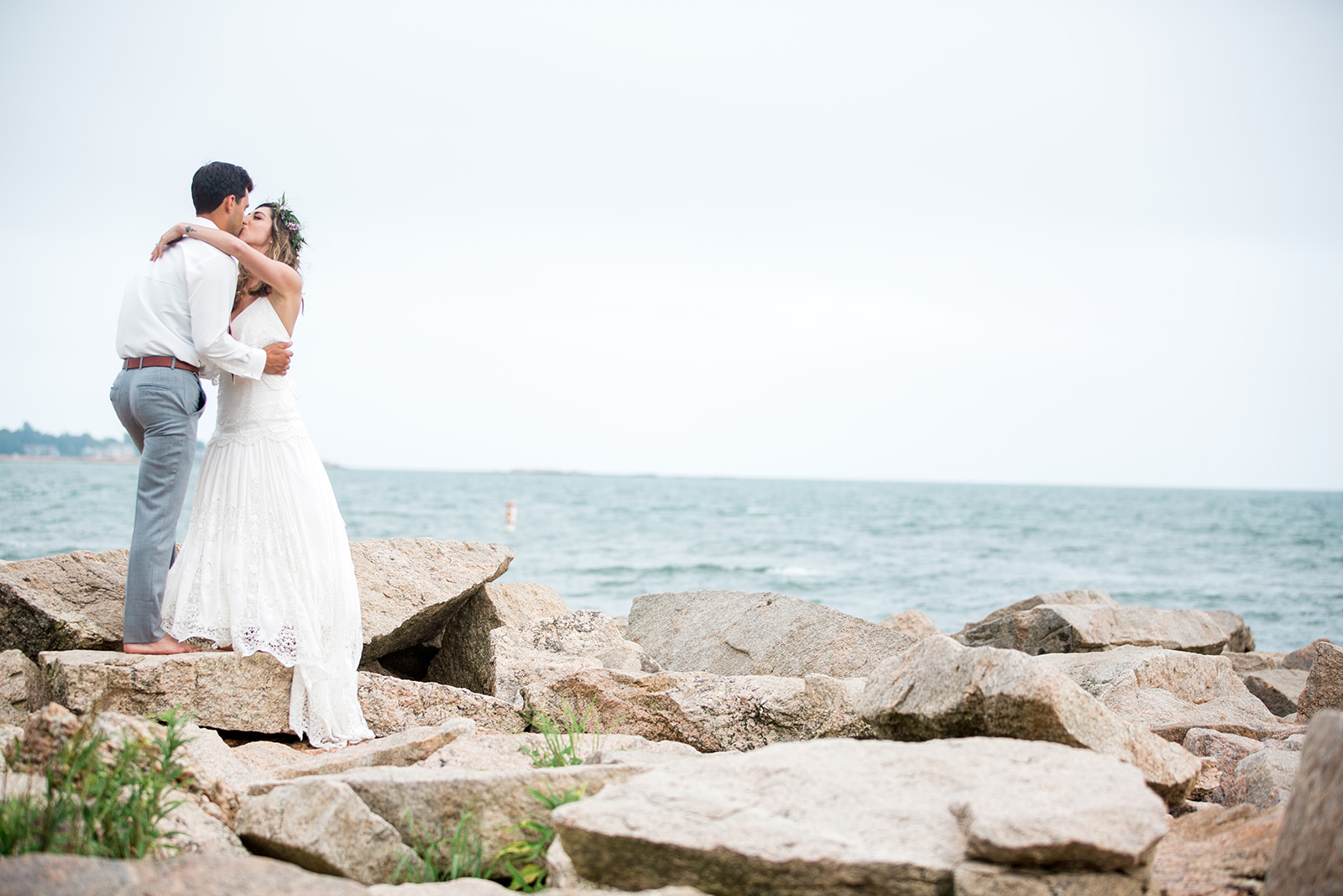 Pete and Laura's Mystic, CT wedding. First look at Rocky Neck State Park. - Pearl Weddings & Events