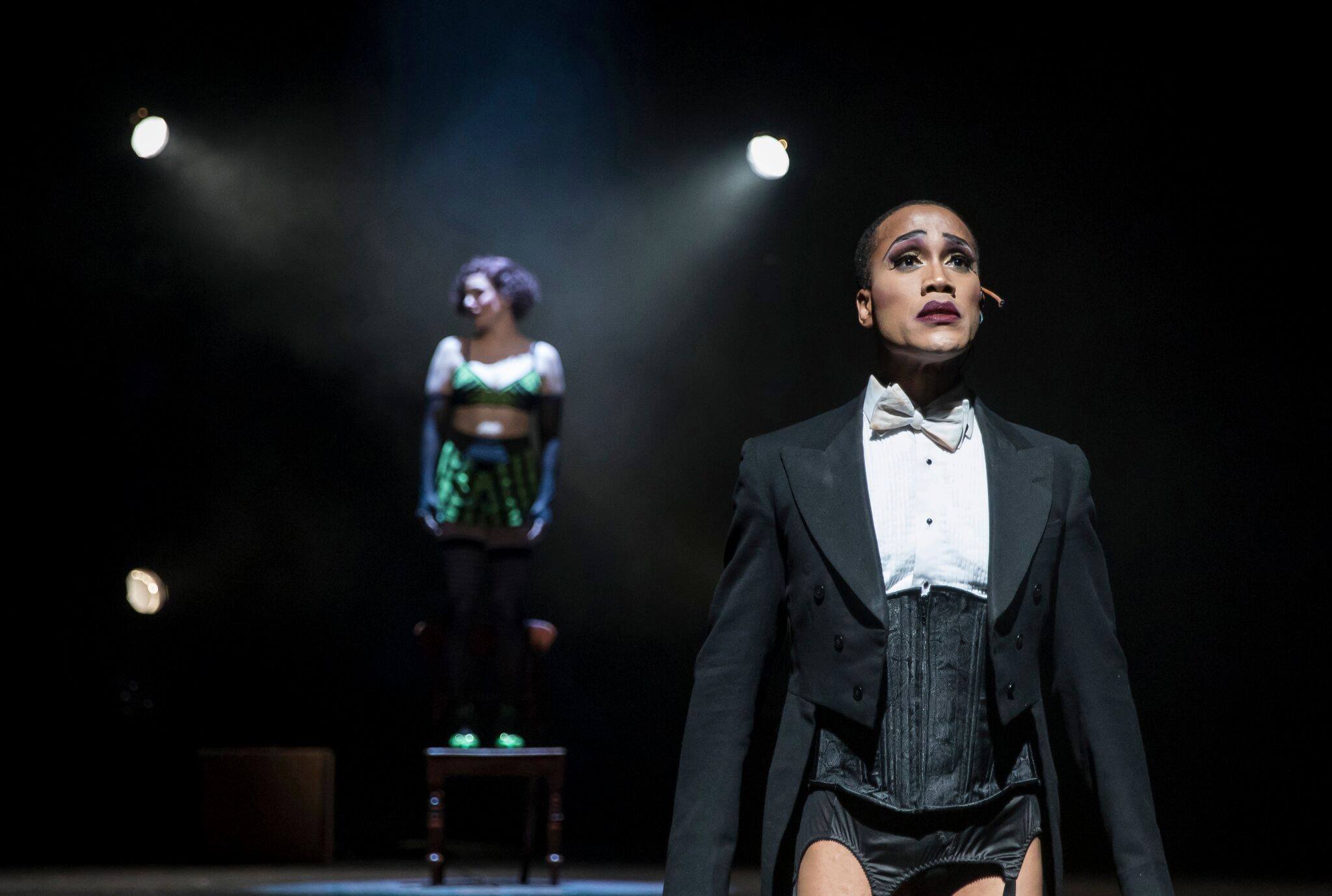 CABARET Paramount Theatre, 2018 Director: Katie Spelman Set: Scott Davis Lights: Yael Lubetsky Photos: Rich Hein