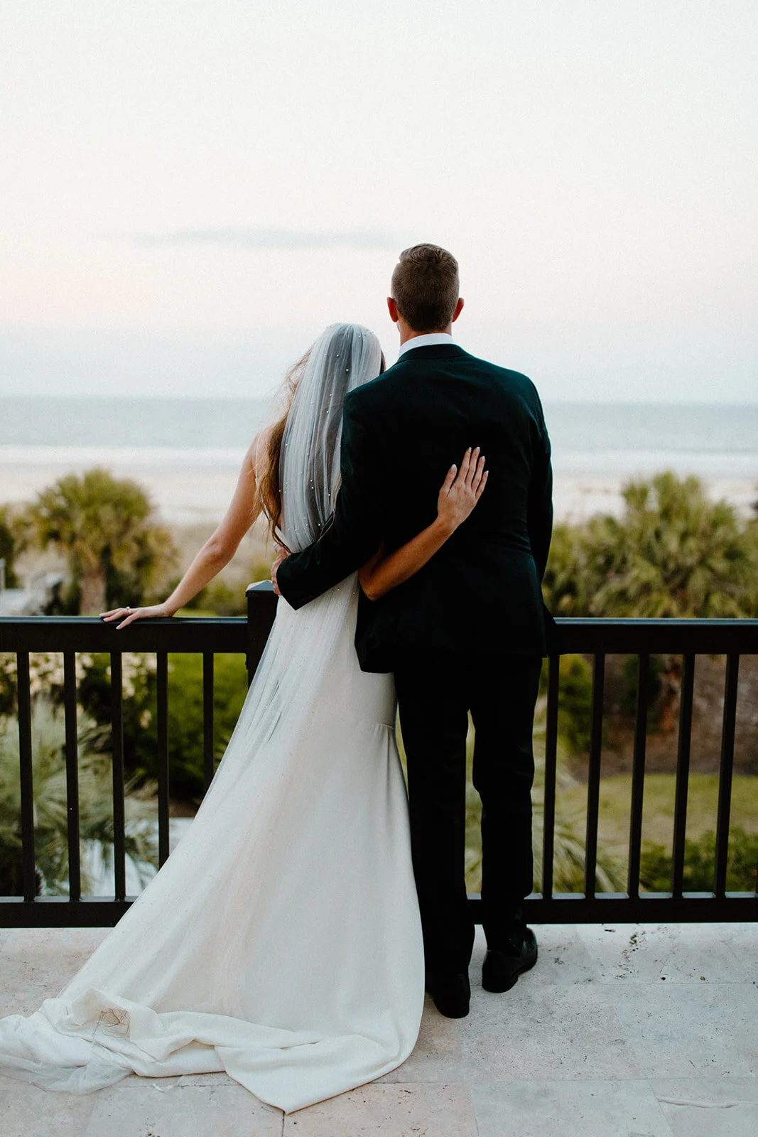 Modern_Summer_Romantic_Hilton_Head_Destination_Coastal_Elopement-156.jpg