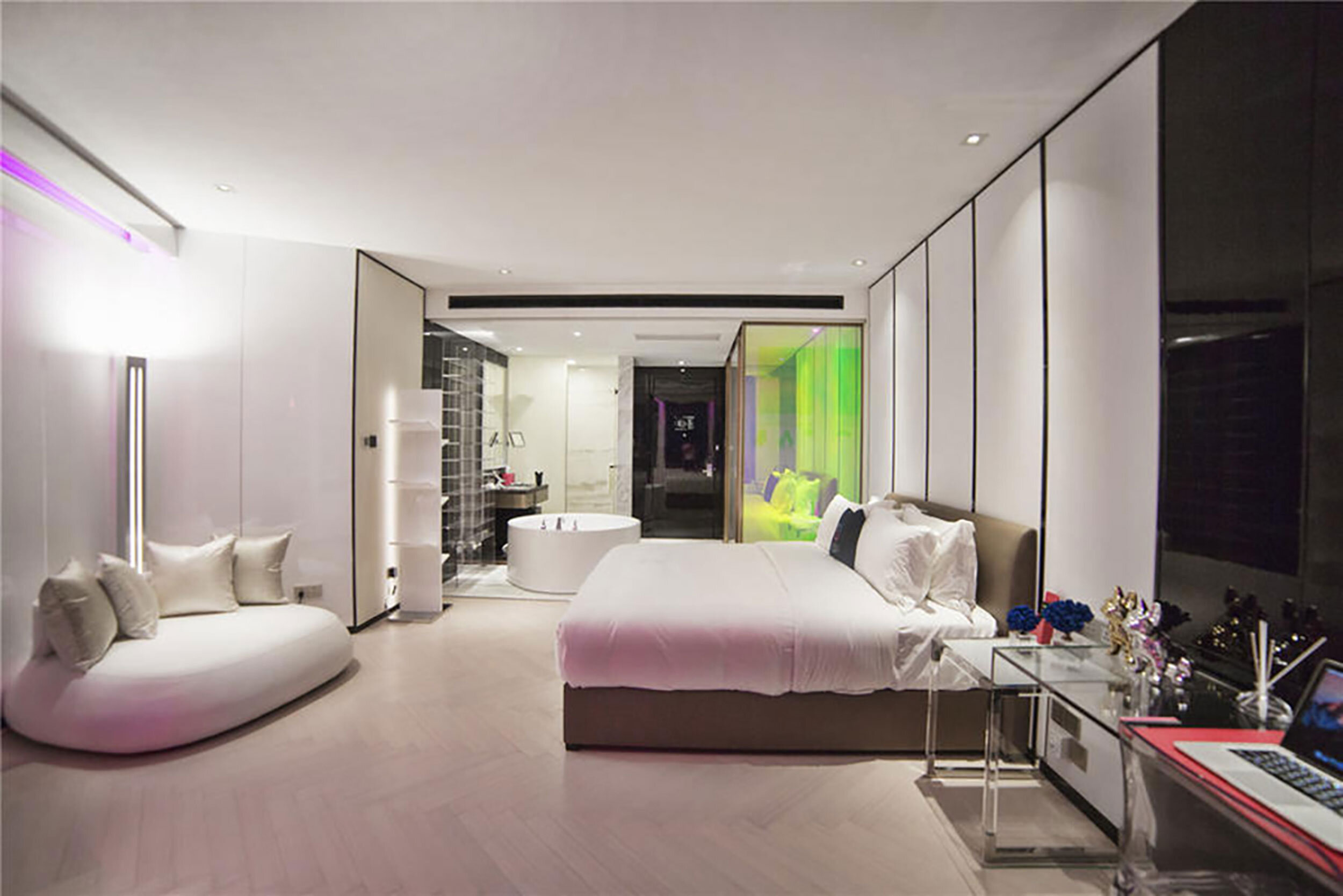Burgeoning-Architects_U-Hotel_Guestroom-Modern2.jpg