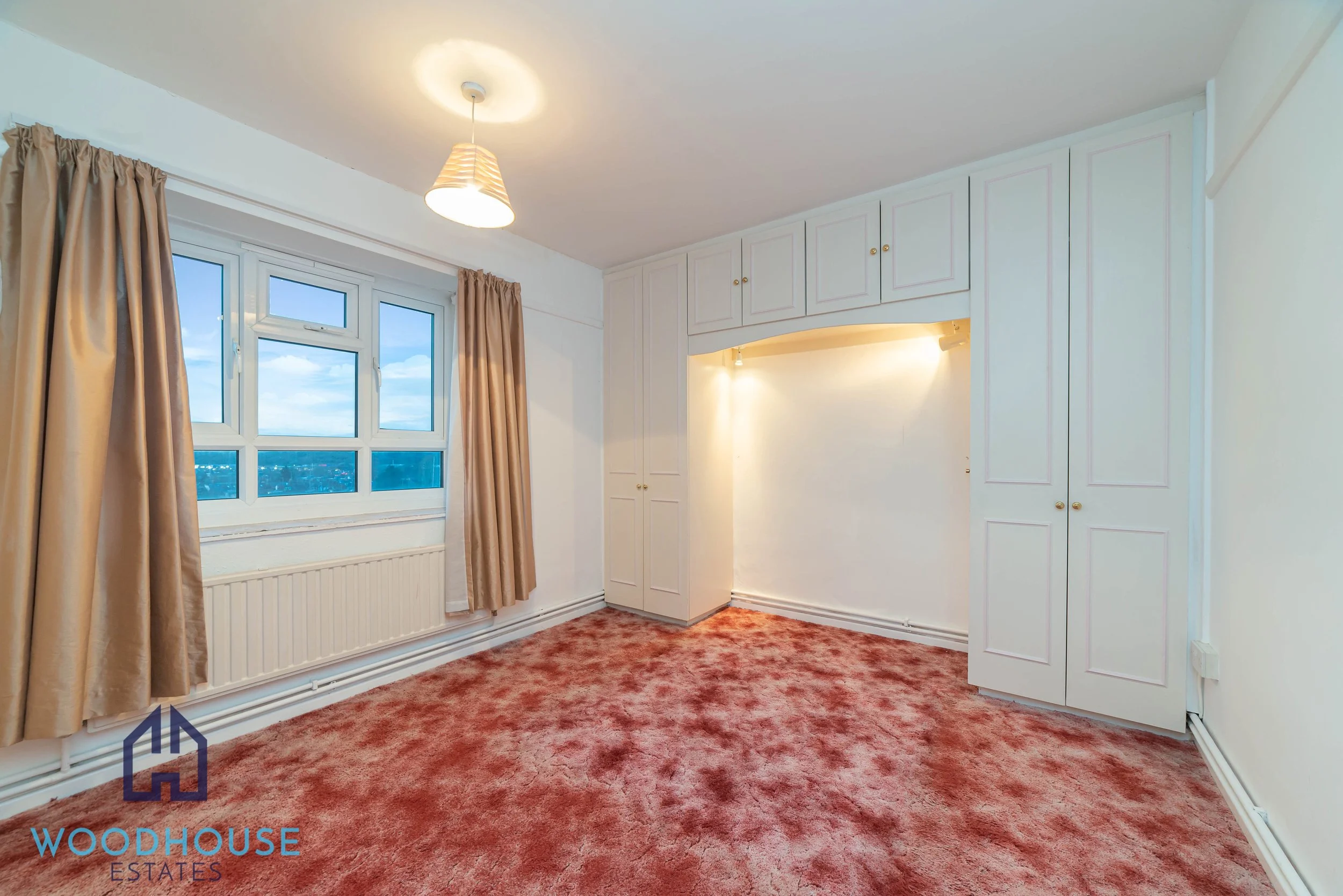 Alexandra Road, N10 2EU Three Bedroom Flat For Sale £384,995