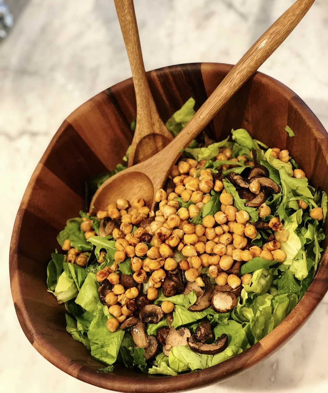 chickpea-mushroom-salad.jpg