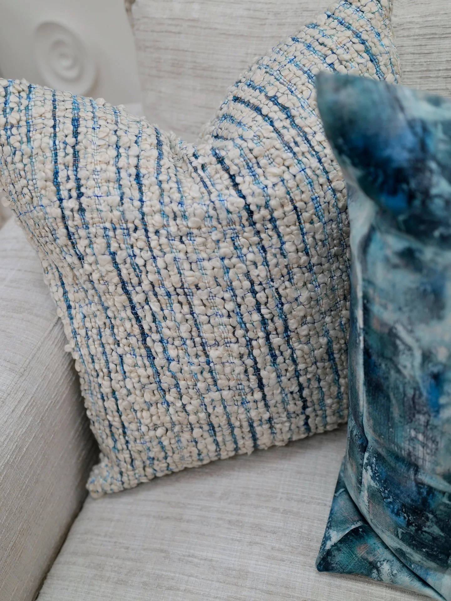 From soft textures to calming blues &mdash; little updates can make a big difference. Let us help you get your home holiday-ready🕯️