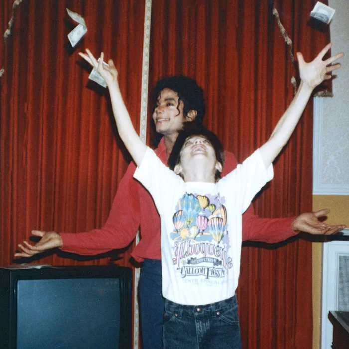 Episode 128: Leaving Neverland