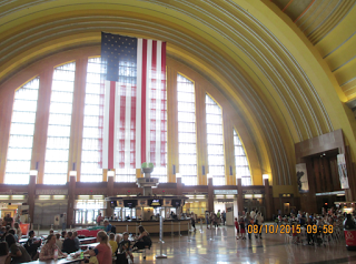 When in Cincinnati, DO NOT, under any circumstances, omit a visit to the Union Terminal train station, a high holy temple of Art Deco. 