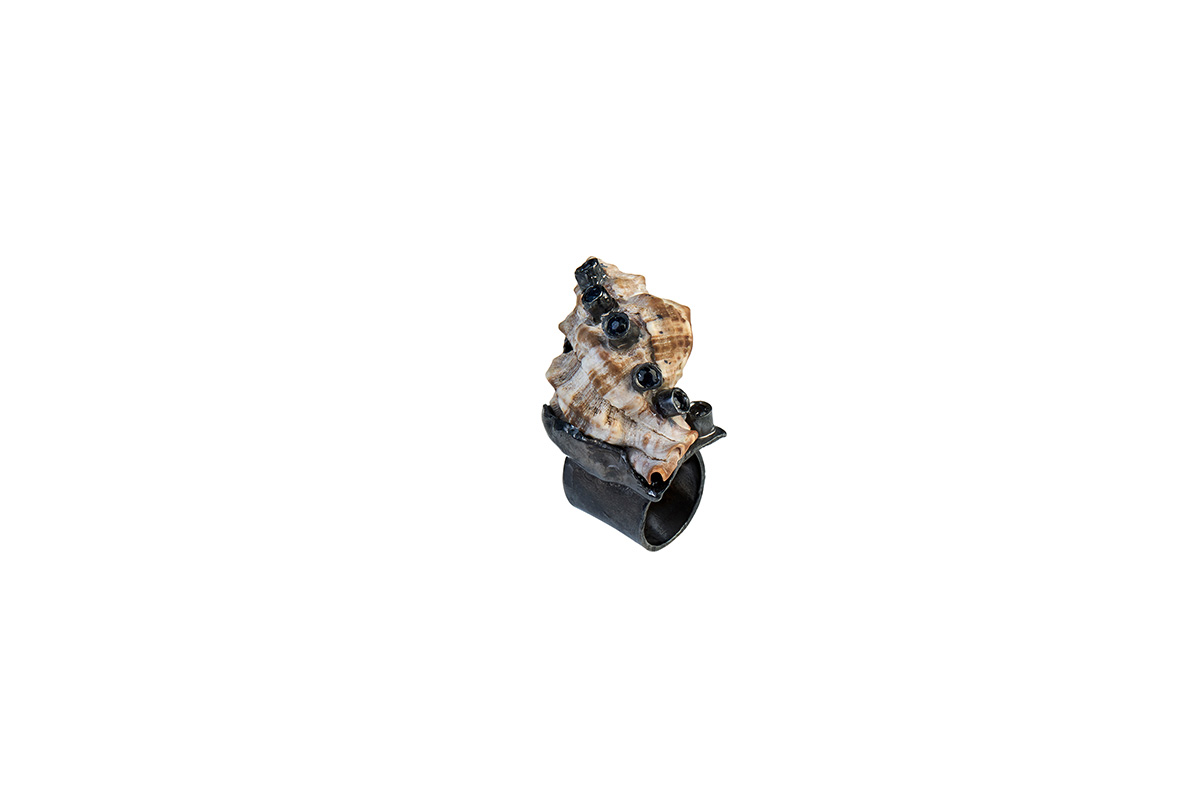 Ring Platinum Plated Sterling Silver, Seashells, Black Sapphires
