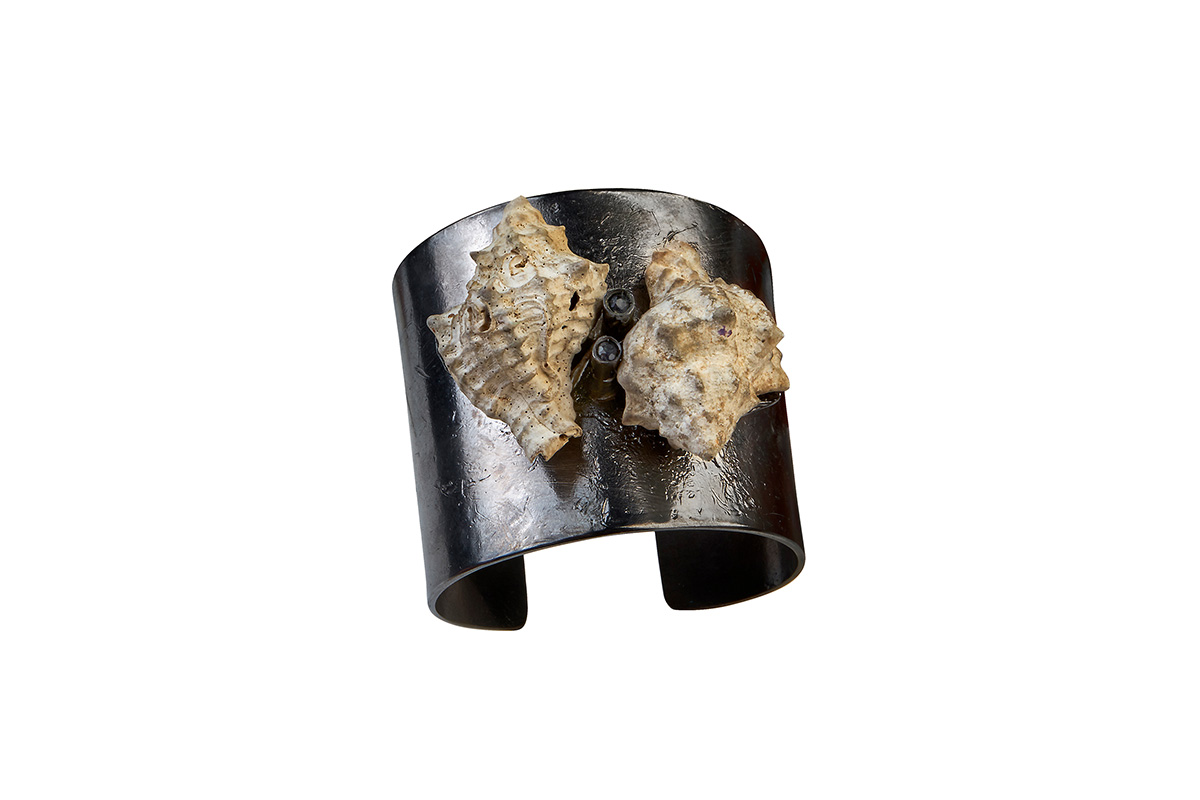Cuff Platinum Plated Sterling Silver, Seashells, Black Sapphires