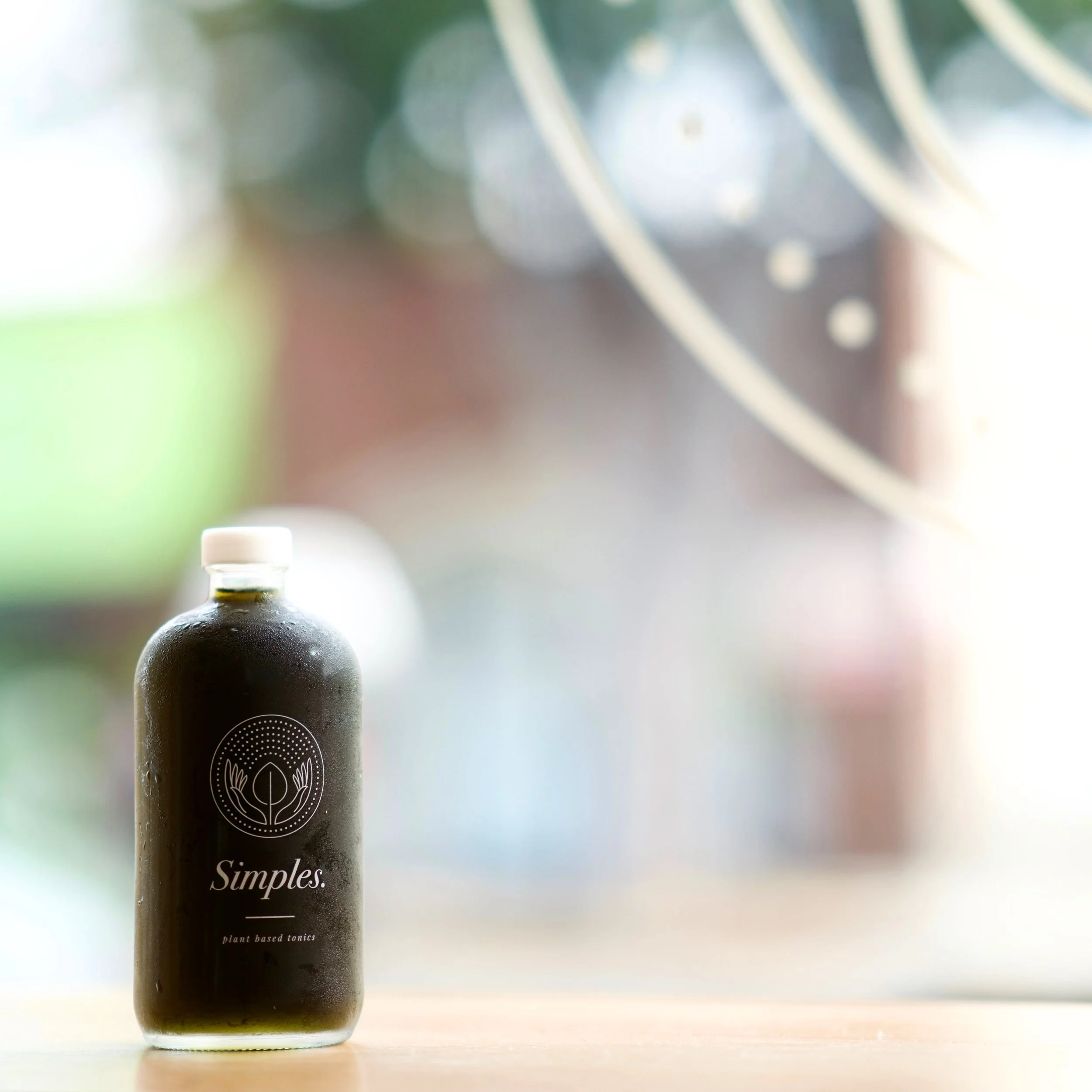 The Benefits of Herbal Tonics