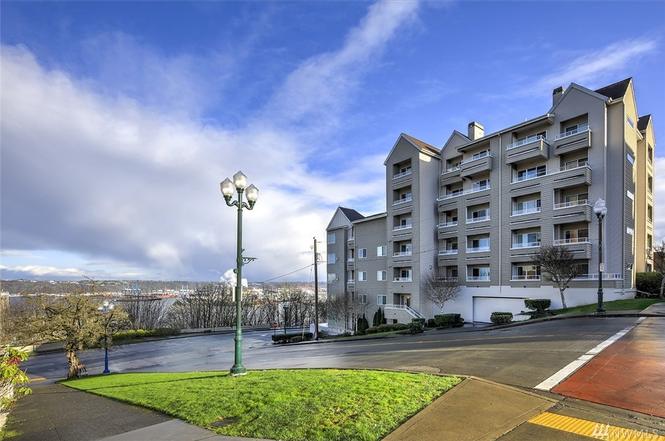 Open House: Saturday, 2-4 pm