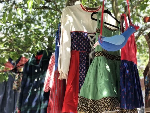 Don't miss the weekly Saturday La Paloma markets featuring vintage and handmade goods. Treasures galore!