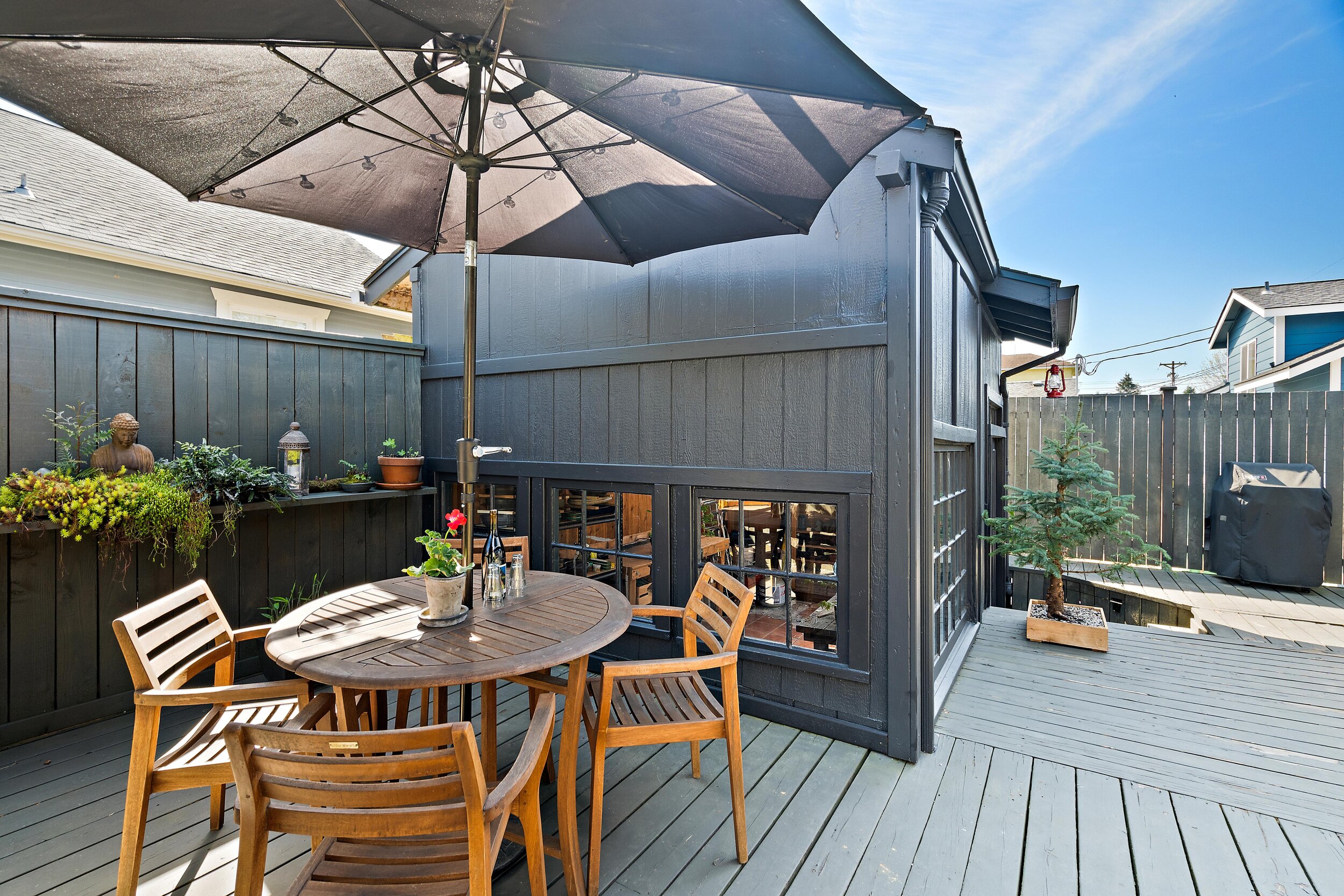 North Tacoma Craftsman Deck Dining.jpg