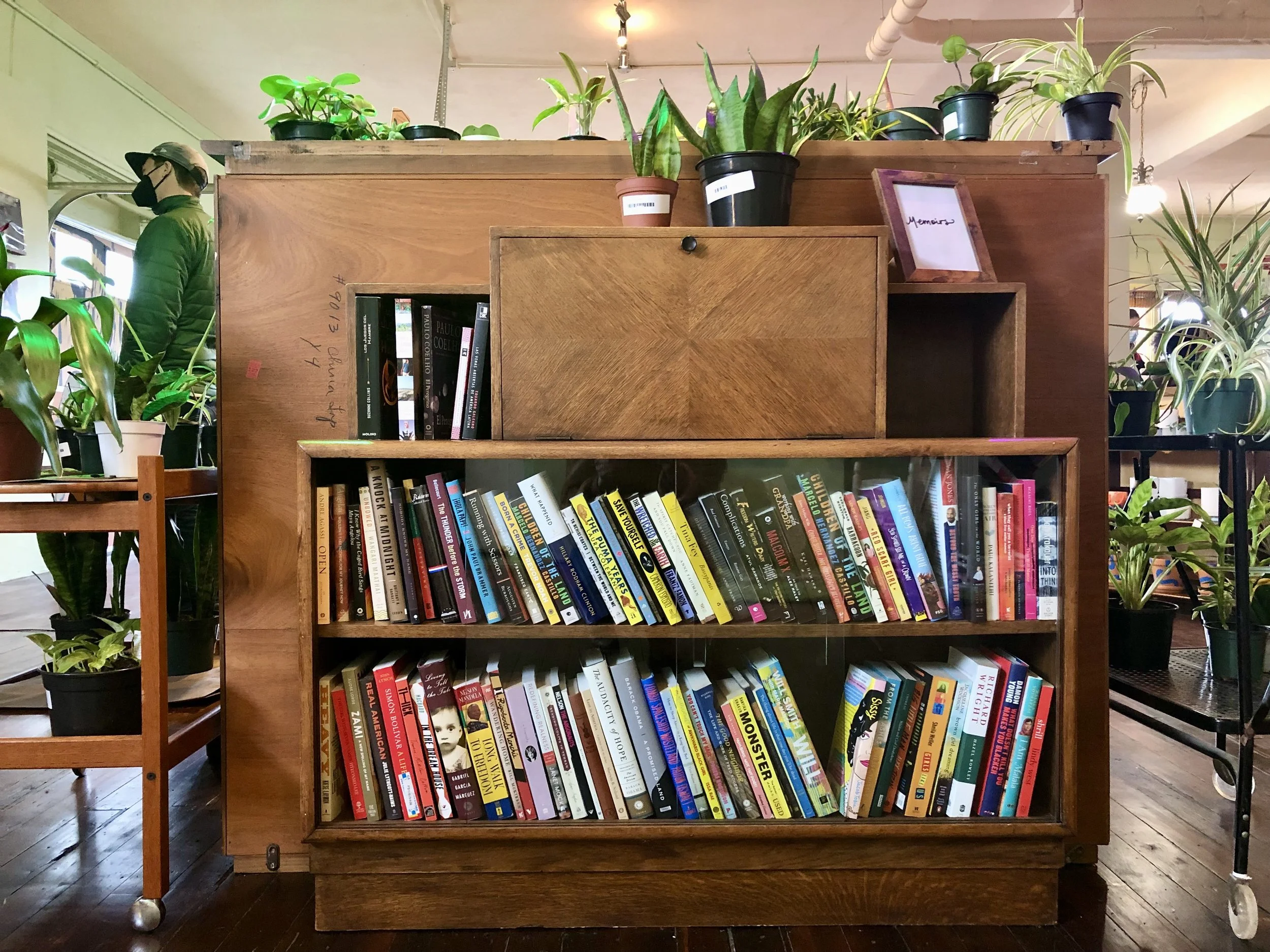 Parable Books &amp; Gifts