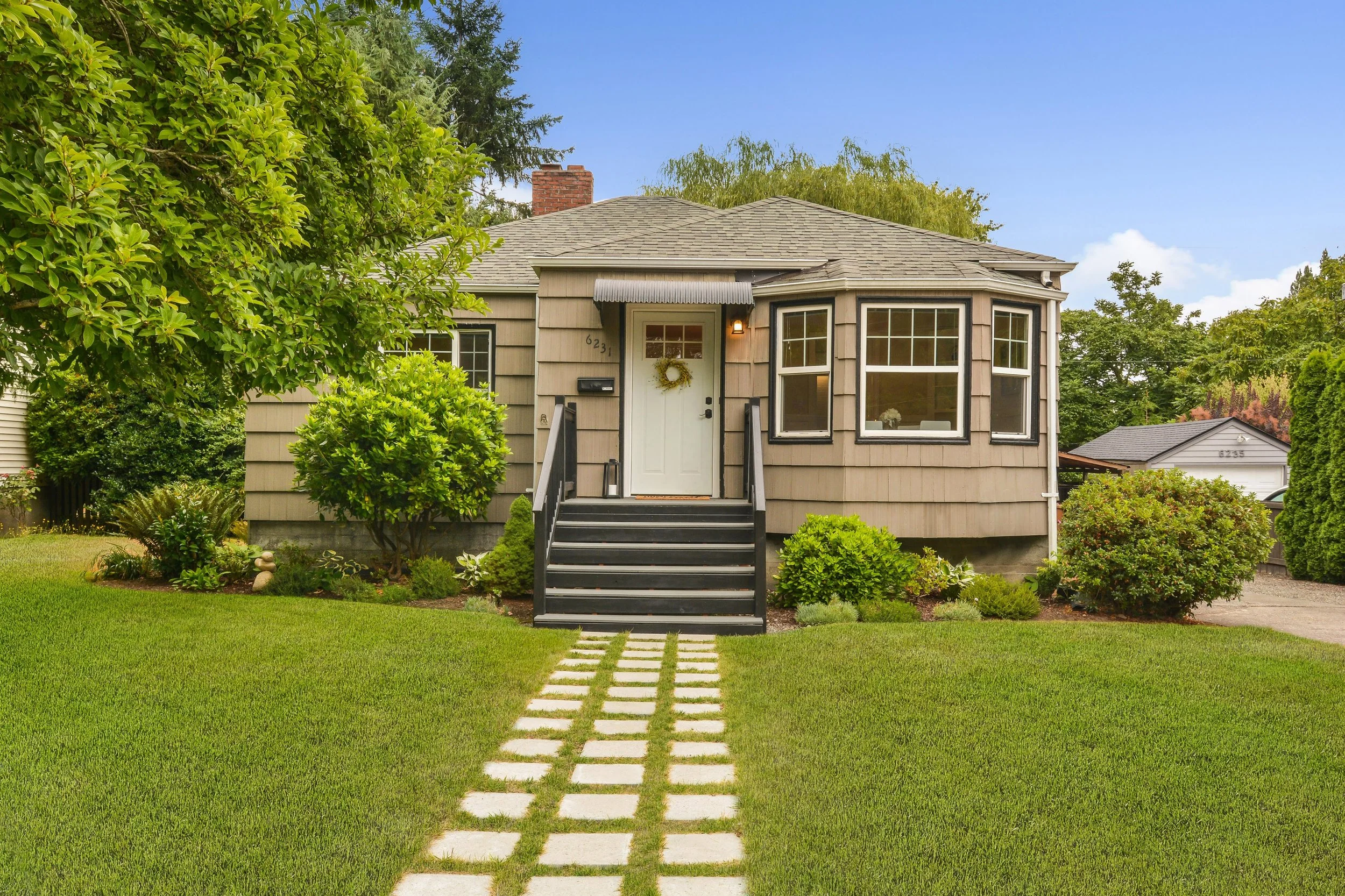 Bell Street Home