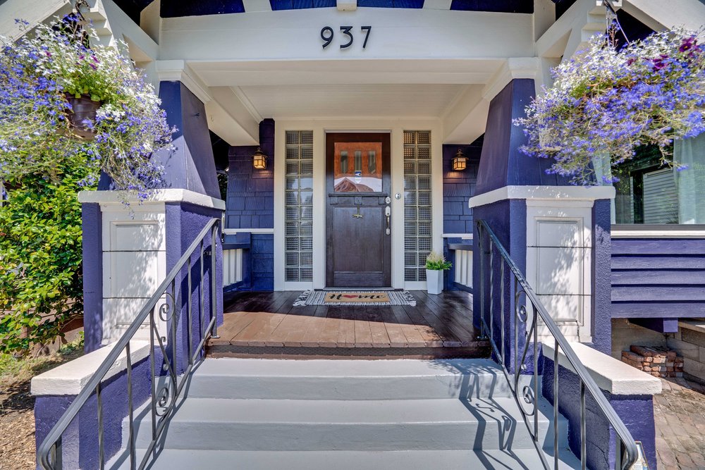 Covered Front Porch Hilltop Tacoma Craftsman.jpg