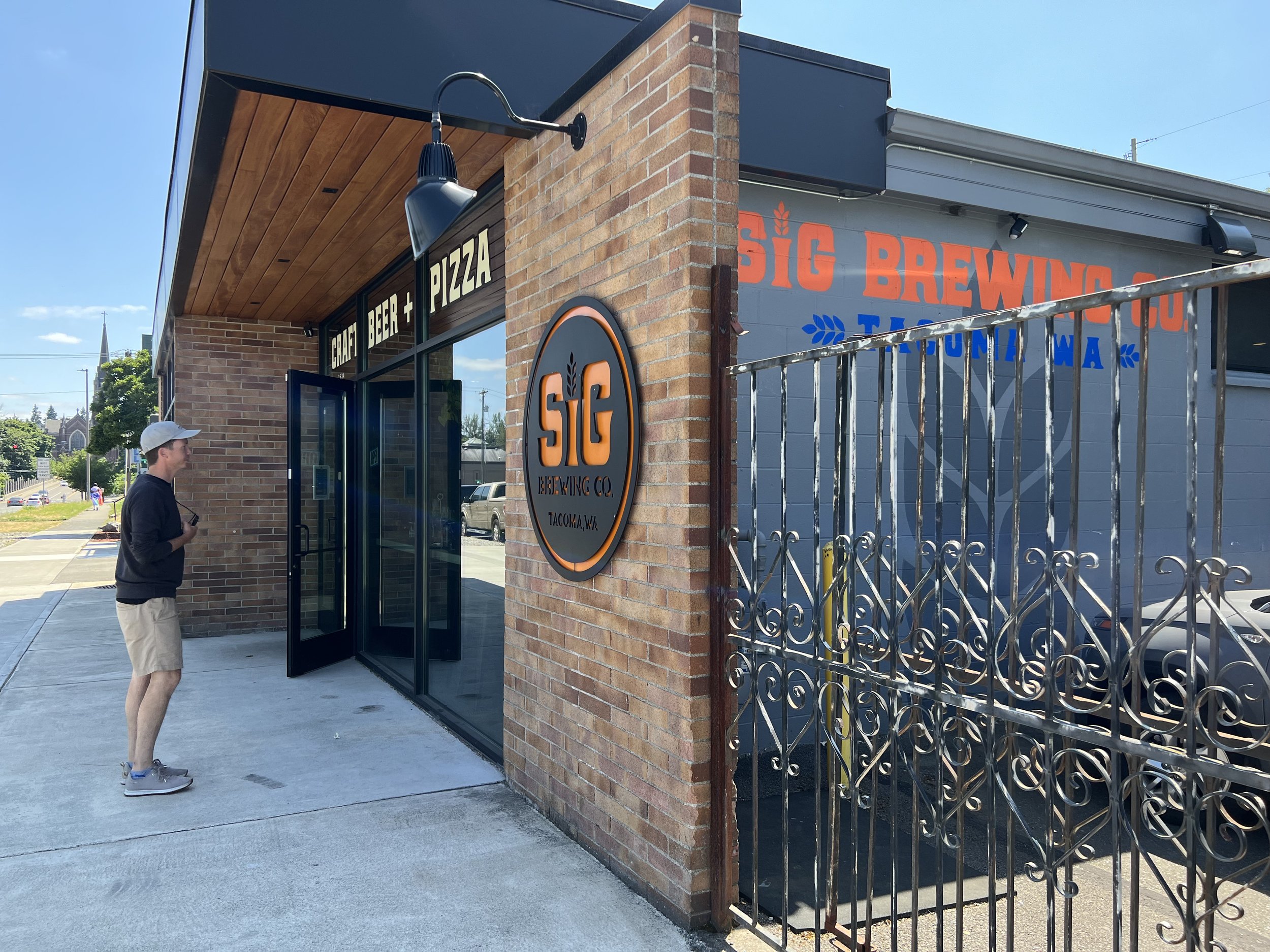 Sig Brewing on Tacoma Ave