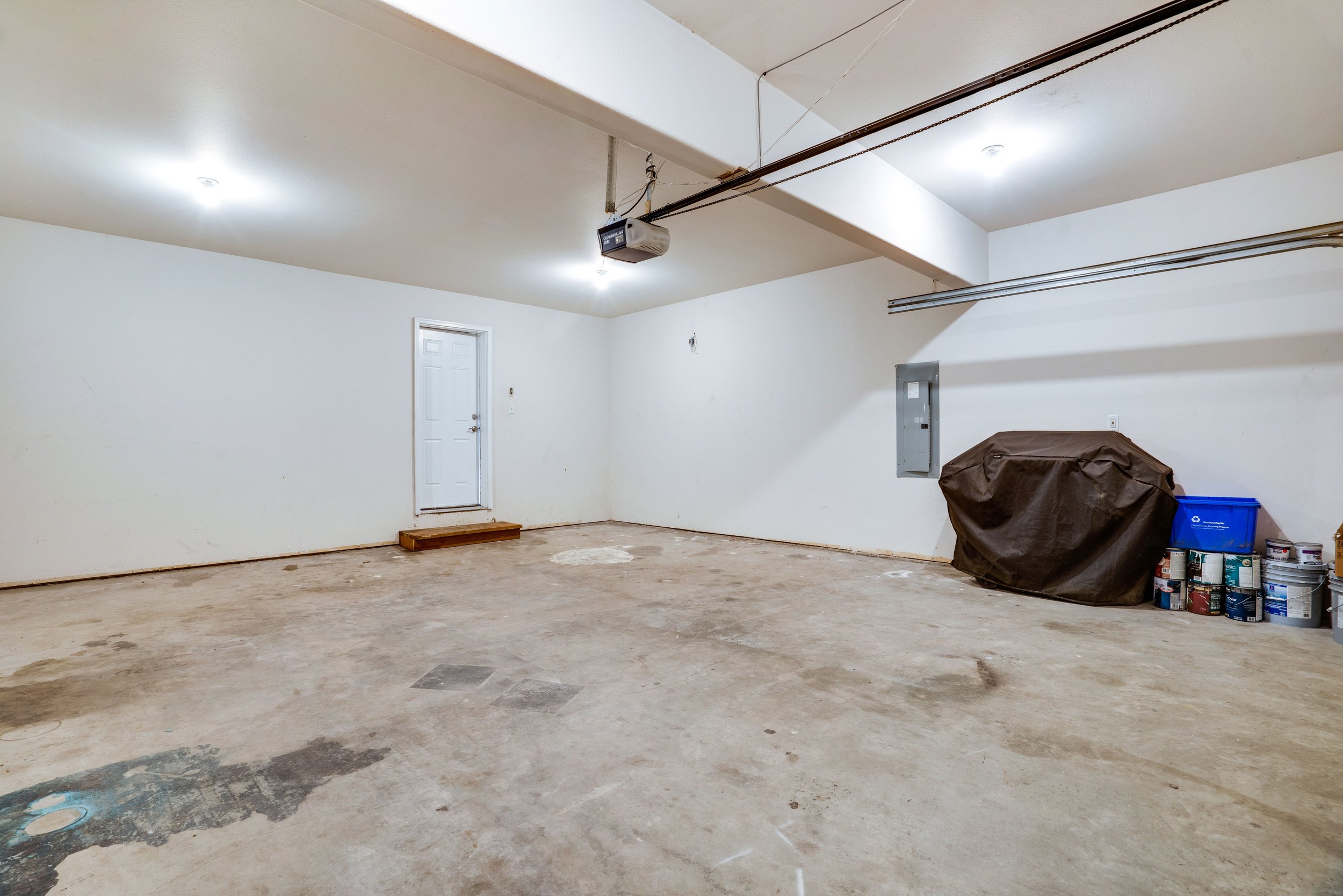 Garage Interior Tacoma 4 Bedroom.jpg