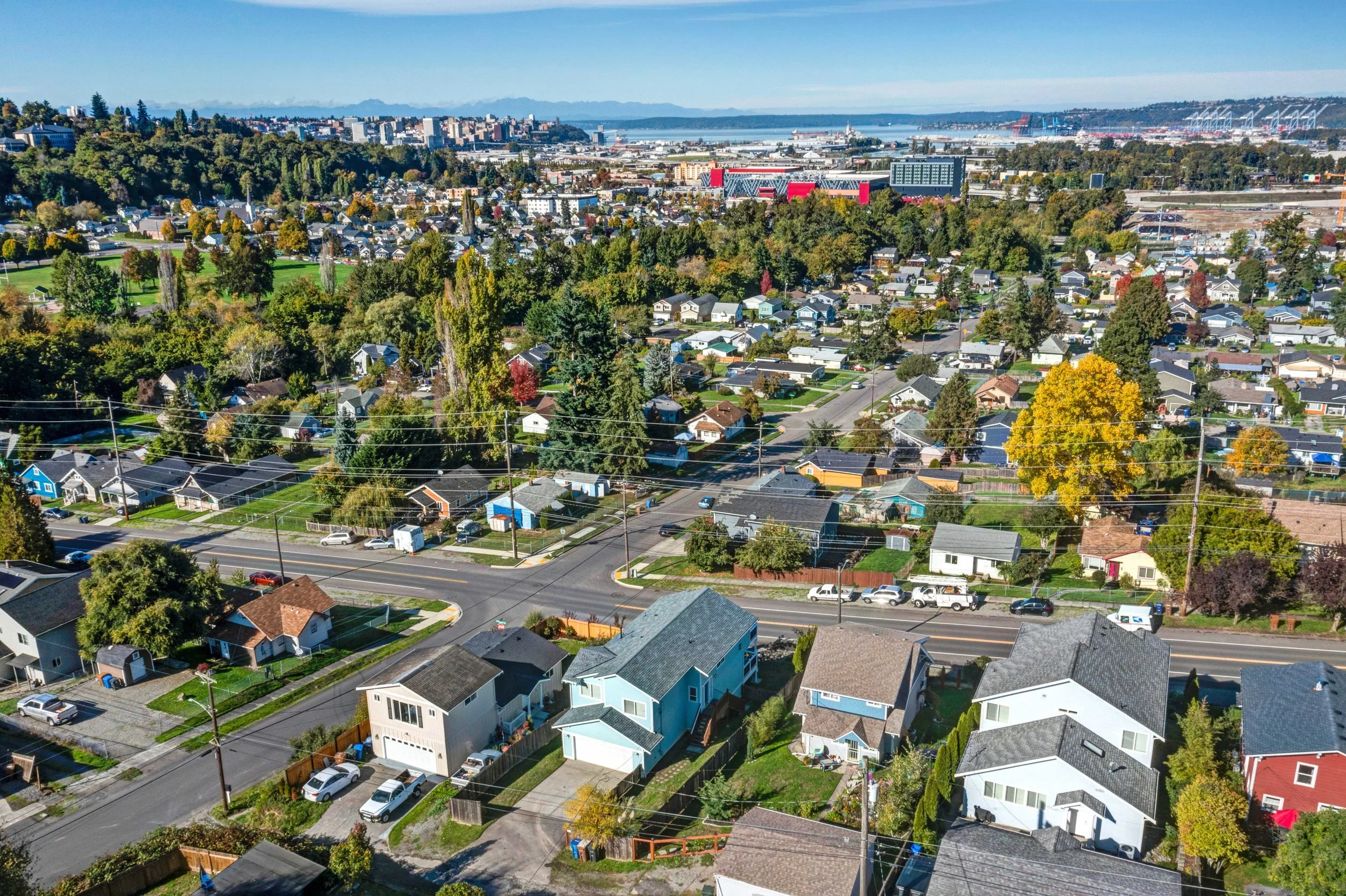Eastside Neighborhood North Toward the Port
