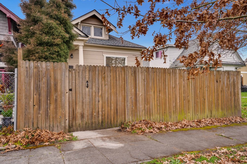 Gated Entry Community Central Tacoma.jpg